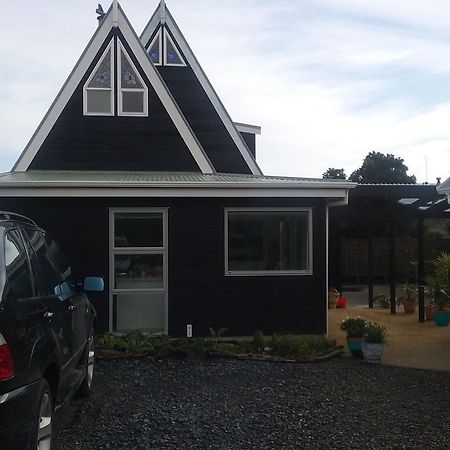 Near The Shore Waikanae Exterior photo
